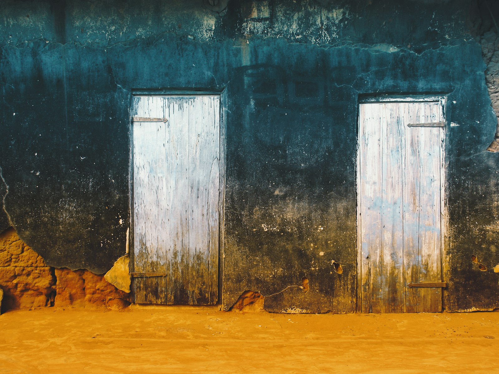 Two Doors: Prop Firms, Cash Accounts, and the Power of Someone Else’s Money